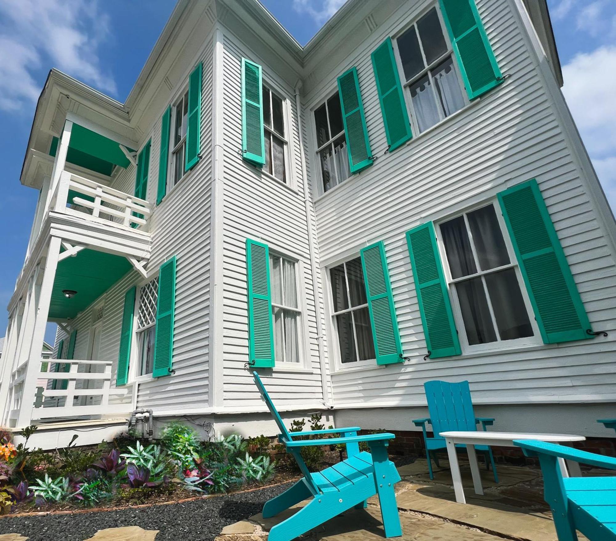 Lotus Galveston Hotel Екстериор снимка